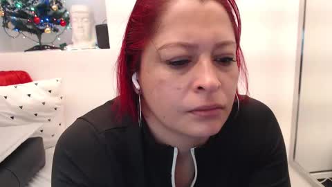 Eva Twiss online show from December 19, 12:12 pm