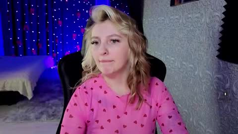 Snapshot of evavibe chatting on February 15, 5:53 pm evavibe online show from February 15, 5:53 pm