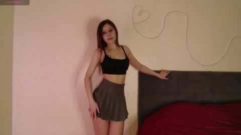 Snapshot of evavuv chatting on December 2, 4:40 am Eva Vuv online show from December 2, 4:40 am