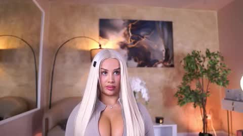 Eva online show from March 22, 9:51 pm