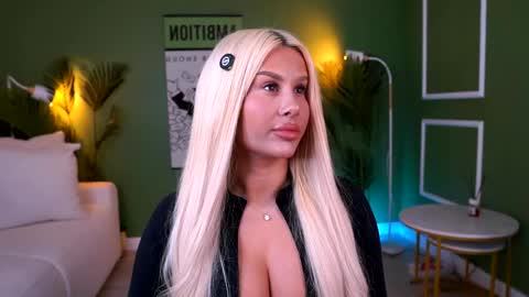 Eva online show from April 13, 8:53 am