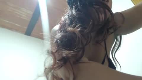 Snapshot of eve_hills chatting on November 9, 5:33 pm eve online show from November 9, 5:33 pm