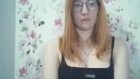 Snapshot of eveliina_shy chatting on April 30, 7:36 am Evelina online show from April 30, 7:36 am