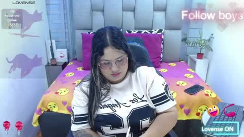 evelin zaens online show from April 8, 4:45 am