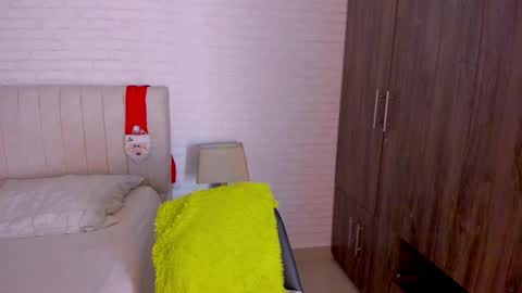 Snapshot of evelyn_candy chatting on January 6, 1:20 am EVE online show from January 6, 1:20 am