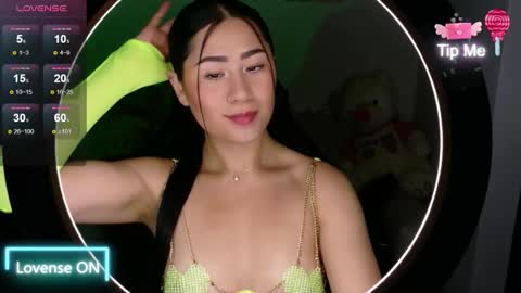 Evelyn online show from November 27, 11:01 am