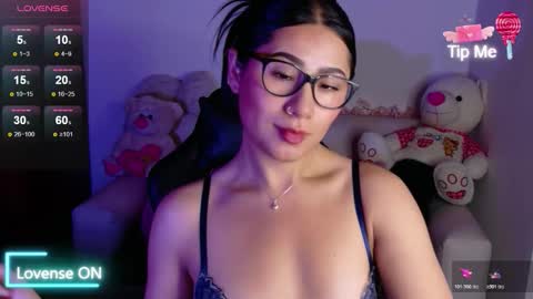 Evelyn online show from November 28, 11:24 am