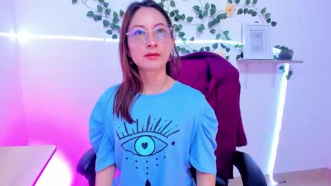 evelyn_miller___ online show from March 14, 8:25 pm