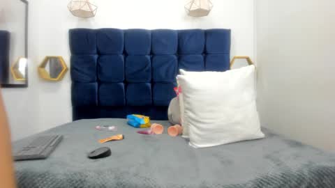 evelyn_morgan1 online show from December 14, 12:55 am