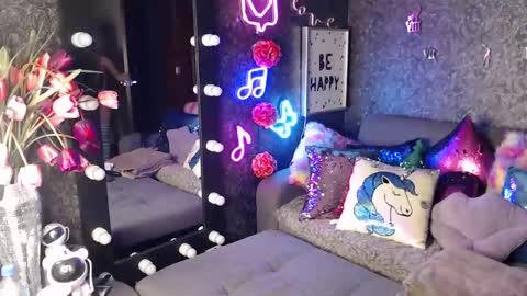 EvelynaGrey online show from December 3, 2:47 am