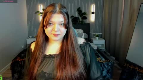 Snapshot of evelyne_loo chatting on April 29, 9:13 am Evelyne Loo online show from April 29, 9:13 am