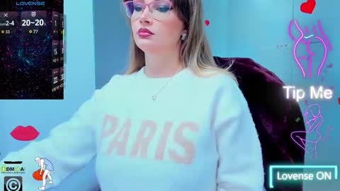 evelyne_rose online show from November 15, 5:38 am