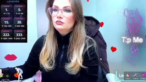 evelyne_rose online show from February 23, 6:11 am