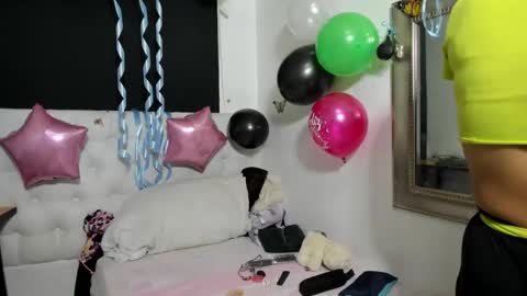 Evelyne online show from March 16, 4:18 am