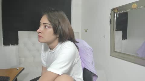 Snapshot of evelynesex chatting on June 13, 3:48 am Evelyne online show from June 13, 3:48 am