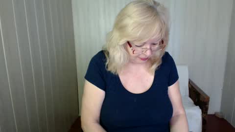 BarbaraBlondy online show from January 25, 8:10 am