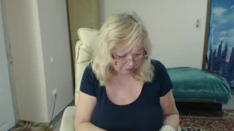 BarbaraBlondy online show from February 2, 2:27 am