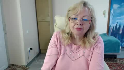 BarbaraBlondy online show from February 3, 11:42 am