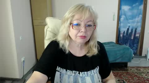 BarbaraBlondy online show from February 14, 6:45 am