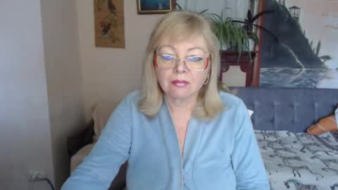 BarbaraBlondy online show from February 1, 2:15 pm