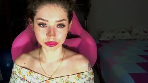 eveonly online show from December 22, 12:07 am