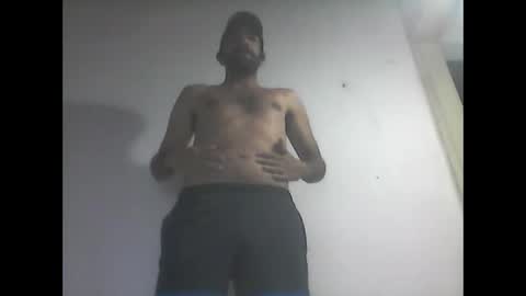 everaldosantos online show from February 1, 10:44 pm