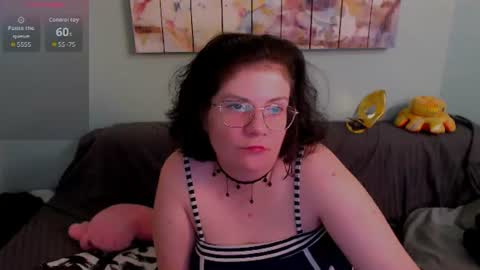 Snapshot of everly_rays chatting on June 16, 5:48 pm Everly online show from June 16, 5:48 pm