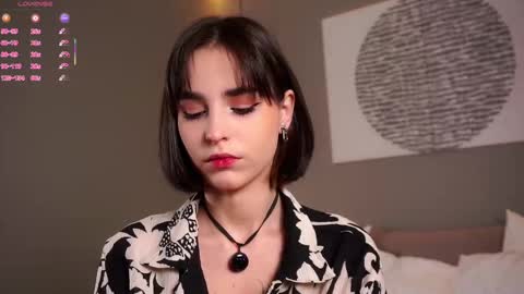 Anita online show from November 12, 4:24 am