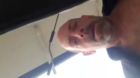 Snapshot of everymomenthorney chatting on November 23, 10:04 am everymomenthorney online show from November 23, 10:04 am