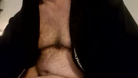 Snapshot of everymomenthorney chatting on December 1, 12:04 am everymomenthorney online show from December 1, 12:04 am