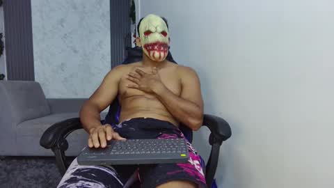 Snapshot of evessinn chatting on October 26, 10:36 pm luis online show from October 26, 10:36 pm