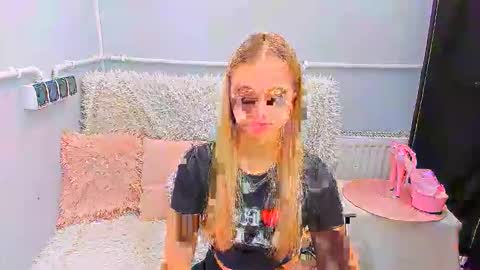 Snapshot of evettegold chatting on February 19, 6:59 pm Eve online show from February 19, 6:59 pm