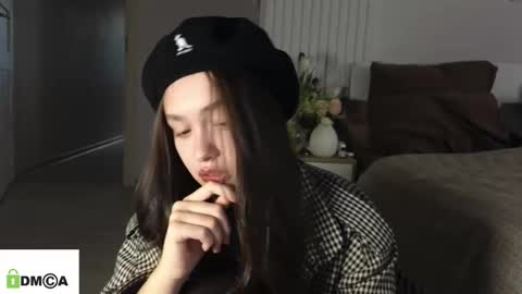 evi_woow online show from March 13, 6:03 pm