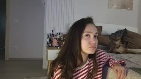 Snapshot of evi_woow chatting on April 30, 8:57 pm evi_woow online show from April 30, 8:57 pm