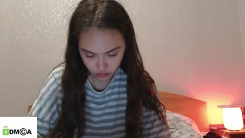 Snapshot of evi_woow chatting on May 20, 9:21 pm evi_woow online show from May 20, 9:21 pm