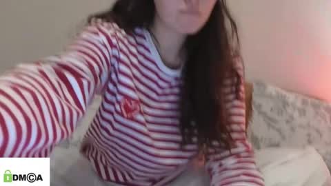 Snapshot of evi_woow chatting on May 29, 10:19 pm evi_woow online show from May 29, 10:19 pm