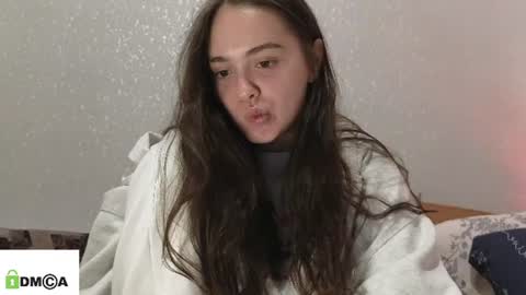 Snapshot of evi_woow chatting on June 18, 9:30 pm evi_woow online show from June 18, 9:30 pm
