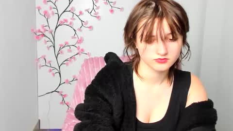 Evie online show from January 15, 6:29 am