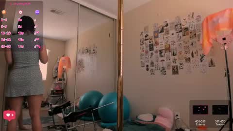 Snapshot of evie_luna chatting on June 13, 8:29 pm Evie Luna online show from June 13, 8:29 pm