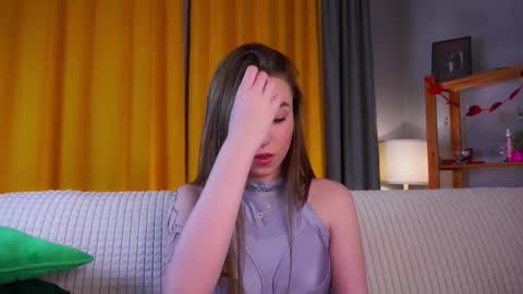 Snapshot of evieconley chatting on February 21, 1:34 pm Lilith online show from February 21, 1:34 pm