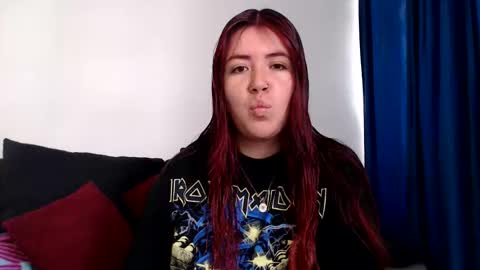 evilheart_69 online show from November 20, 2:50 pm