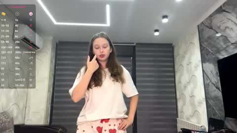 Eva online show from November 1, 3:14 pm