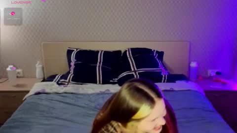 excited kristi online show from February 16, 1:07 pm