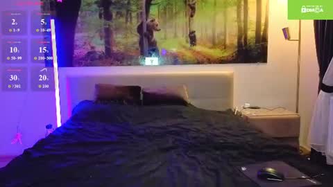 Snapshot of excited_kristi chatting on June 20, 2:25 am excited kristi online show from June 20, 2:25 am