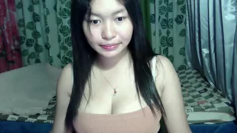 excotic_mia online show from May 13, 10:38 pm