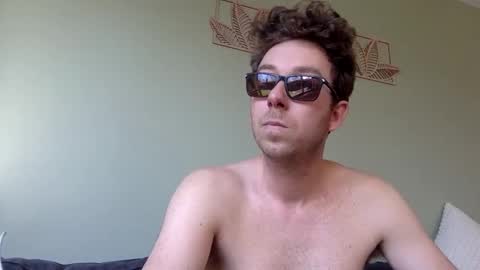 Snapshot of excuteboy chatting on March 2, 2:13 pm Excuteboy online show from March 2, 2:13 pm