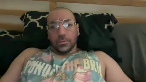 Snapshot of exdarkk chatting on May 21, 7:26 am exdarkk online show from May 21, 7:26 am