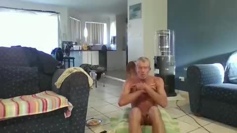 exhibitionnude online show from May 31, 10:22 pm
