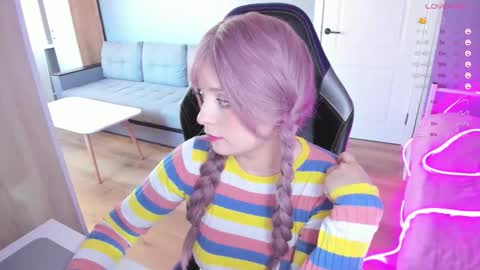  Amy  online show from October 9, 8:45 am