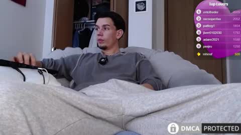 Exi111 online show from November 18, 6:01 pm